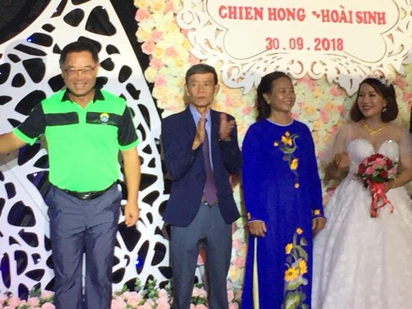 30092018 Ông Hsieh tham dự đám cưới của nhân viên He Jianhong