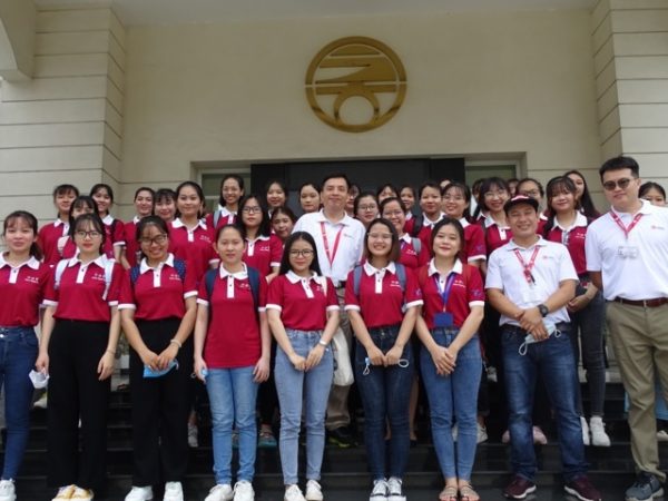 01,02-10-2020 Khoa tiếng Trung của Đại học Tulongmu thăm nhà máy Chinli Mỹ Phước